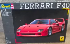 ������� ������ Ferrari F40 1:12 Revell 07448 ����
