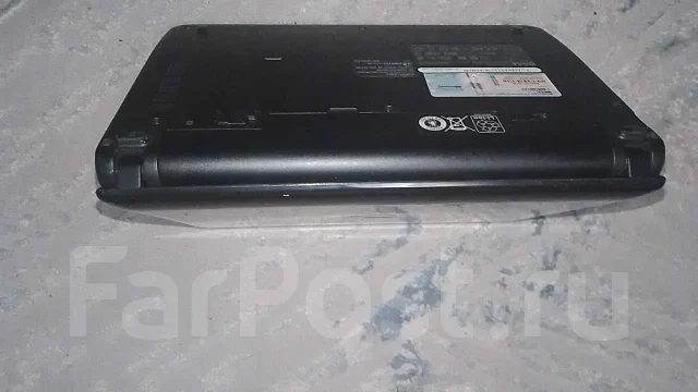 Dell Inspiron mini 10. 10.1", 1,3����, ��� 1024 ��, ���� 80���, WiFi: 1, ����������� �� 1��. ����