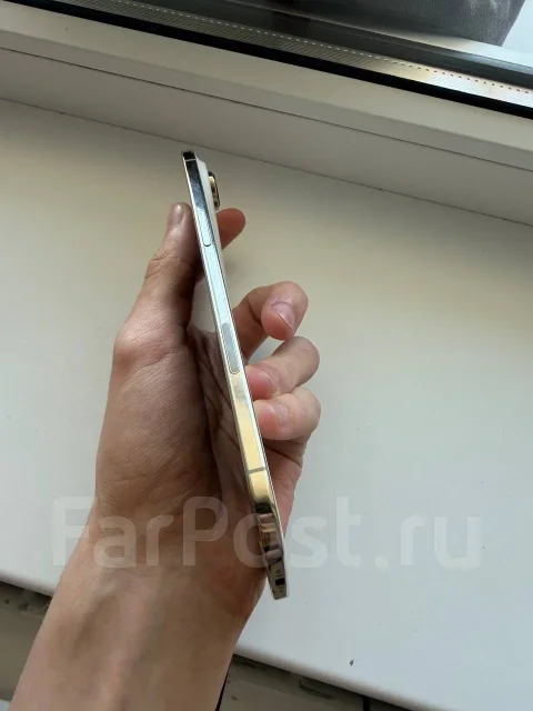 Apple iPhone Air. �/�, 256 ��, �����, �������, eSIM ����