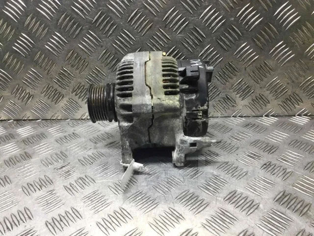 ��������� Audi A3 1999 A02799662 037903025M ����