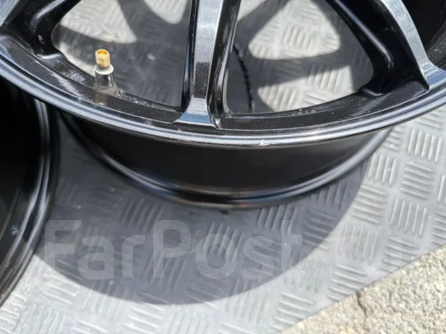 Hot Stuff G.speed. 7.0x17", 5x114.3, ET38, �� 73���. ����