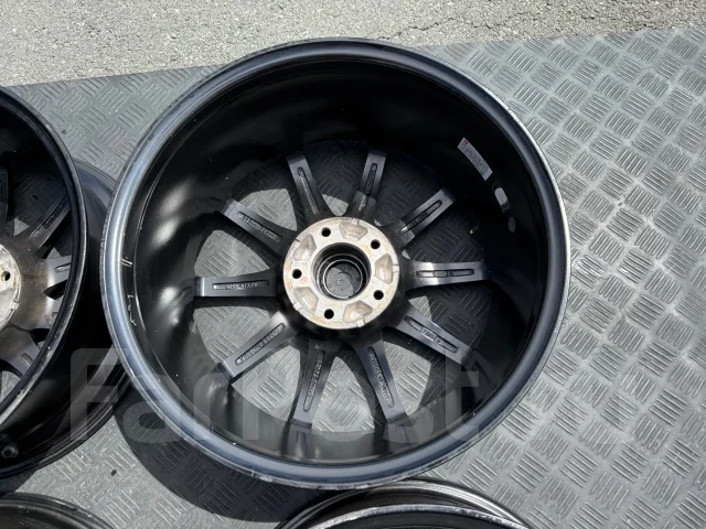 Hot Stuff G.speed. 7.0x17", 5x114.3, ET38, �� 73���. ����
