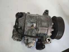 ���������� ������������ Audi A4 B6 2003 [T33-19013] 8E0260805 ����