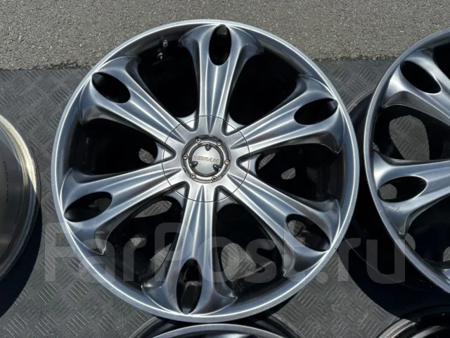 Wibram. 7.5x18", 4x114.3, 5x114.3, ET40, �� 73���. ����
