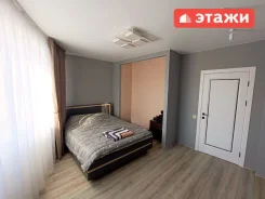 2-���������, ����� ������ 8/2. ���������, 64,8���.��., 4/24 ����. �������� ����