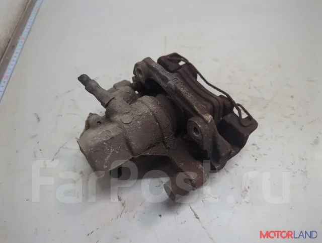 ������� Ford C-Max 2002-2010 21235772, ����� ������ 2080516 ����