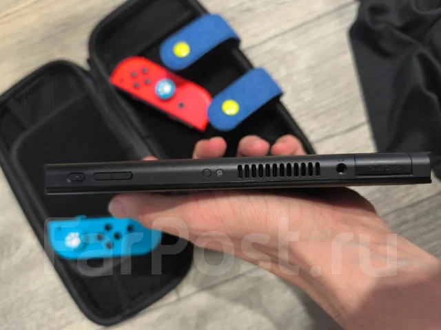 Nintendo Switch OLED ����