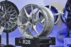 HRE P101. 7.0x15", 4x100, ET38, �� 73,1���. ����