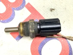 ������ ����������� Mitsubishi MD177572 MD177572 ����