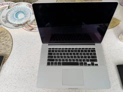 Apple MacBook Pro 15 2013 Late. 15", 2,3����, ��� 16 ��, ���� 500���, WiFi: 1, Bluetooth: 1, ����������� �� 4��. ����