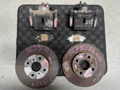 ������� ��������� �������� Toyota (��������) ����������� �������� 43211-52030 ����