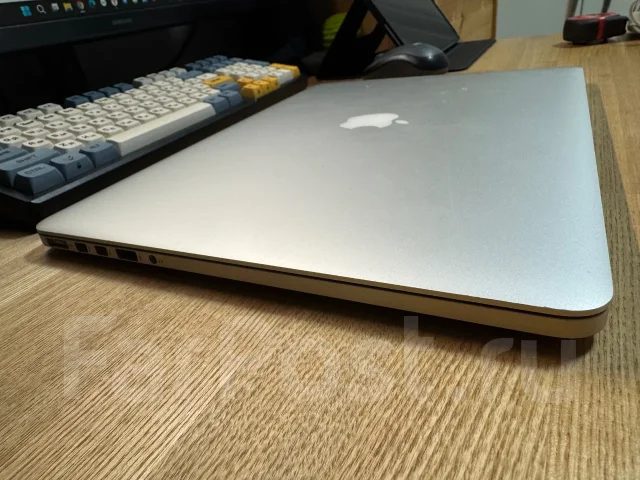Apple MacBook Pro 15 2016 Late. 15.6", 2,7����, ��� 8 ��, ���� 500���, WiFi: 1, Bluetooth: 1, ����������� �� 4��. ����