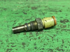 ������ ����������� Toyota Camry 1990.08 8942815030 SV33 3SFE 8942815030 ����