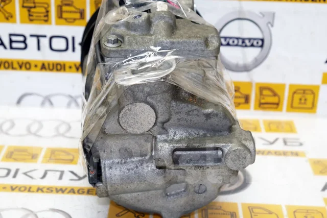���������� ������������ ���� Q7 [4E0260805AR] 4E0260805AR ����