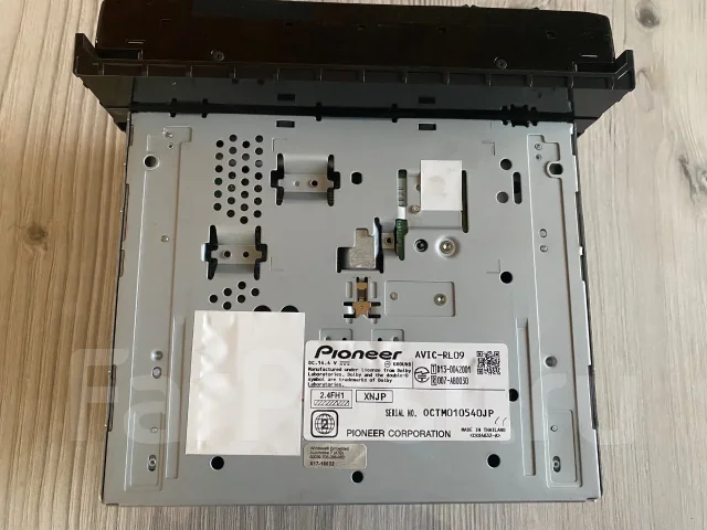 Pioneer Carrozzeria AVIC-RL09 ����