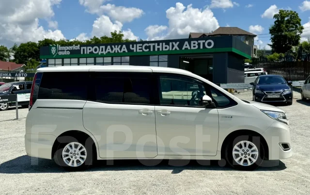 Toyota Noah. �������, ��������, 1.8 (99��.�.), ������, 112 000����. �� ����