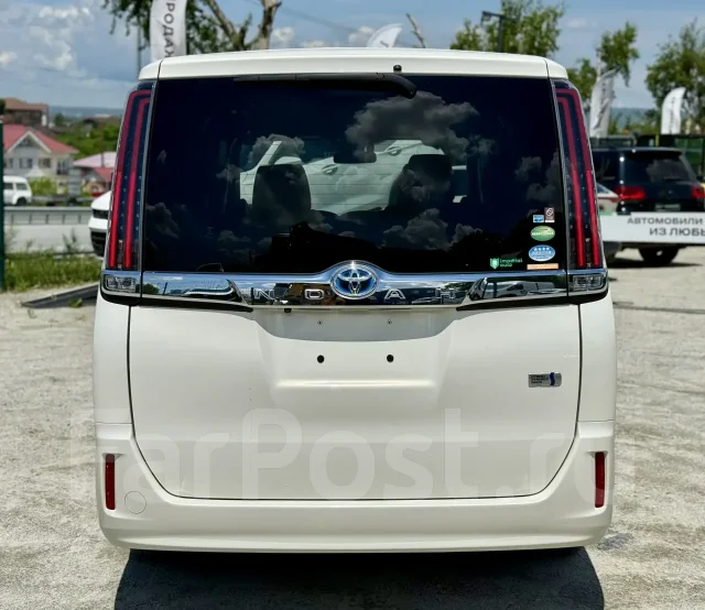 Toyota Noah. �������, ��������, 1.8 (99��.�.), ������, 112 000����. �� ����