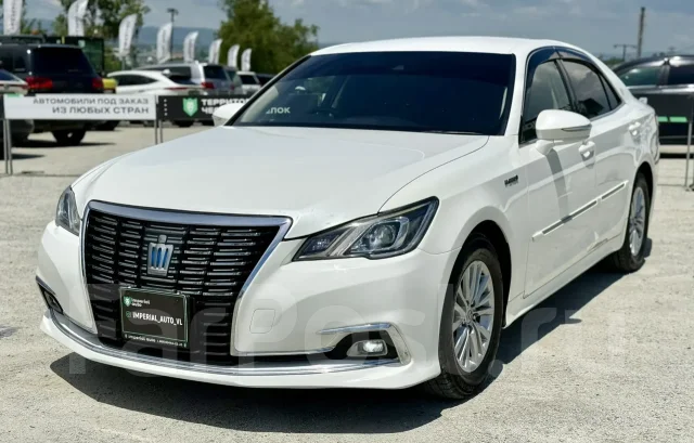 Toyota Crown. �������, ������, 2.5 (178��.�.), ������, 126 000����. �� ����