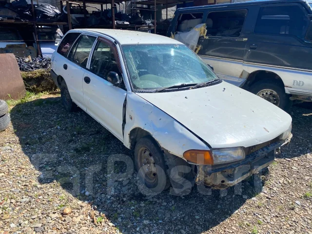 Mitsubishi Libero. CB1V, 4G13 ����
