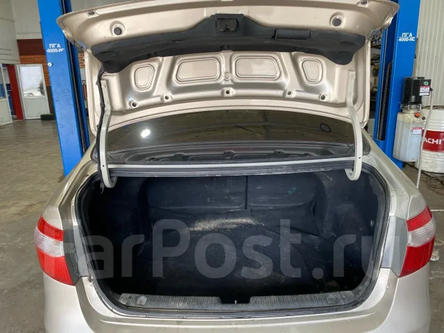Kia Rio. QB, G4FC ����