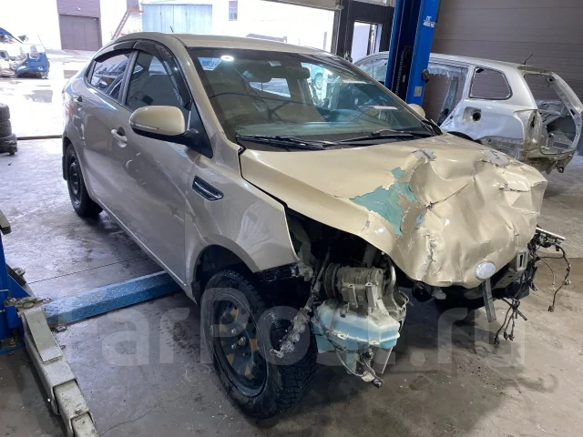 Kia Rio. QB, G4FC ����