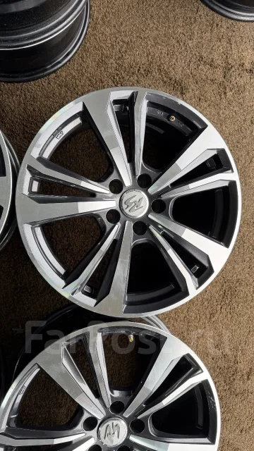 RS Wheels. 8.0x18", 5x112, ET43 ����
