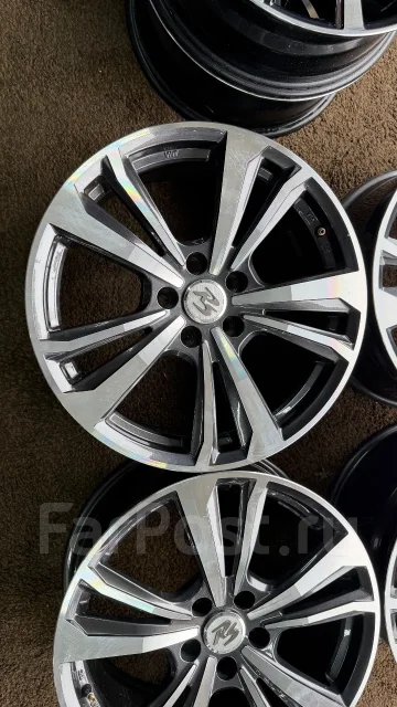 RS Wheels. 8.0x18", 5x112, ET43 ����