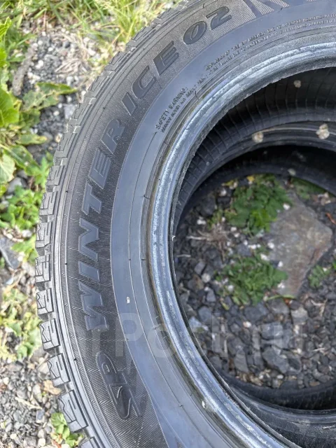Dunlop SP Winter Ice 02. ������, ����������, �/�, ����� 10 % ����