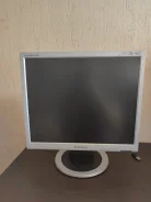 Samsung. 17" ����