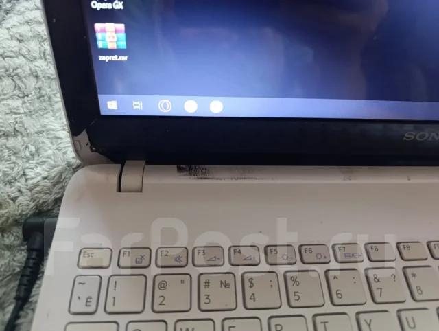 Sony VAIO SVE. 15.7", 1,8����, ��� 8 ��, ���� 466���, WiFi: 1, Bluetooth: 1, ����������� �� 5��. ����