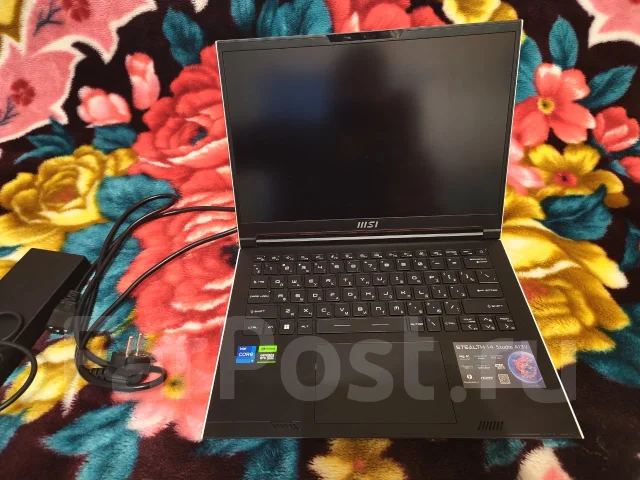 MSI Stealth 14 Studio A13VF. 14", ��� 16 ��, ���� 1 024���, WiFi: 1, Bluetooth: 1 ����