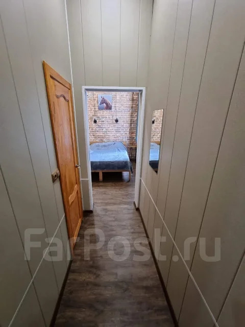 ������, ����� ����������� 7. �����, ������� ����, 20���.��., 2/3 ����, ������������� ������. �������� ����