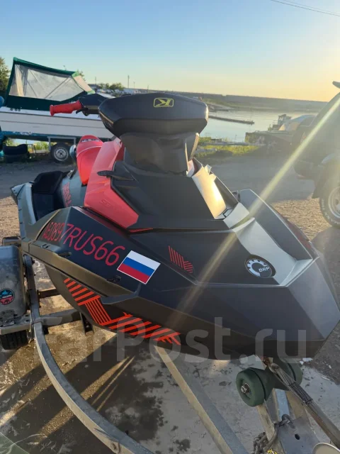 BRP Sea-Doo Spark Trixx. 2022 ��� ����