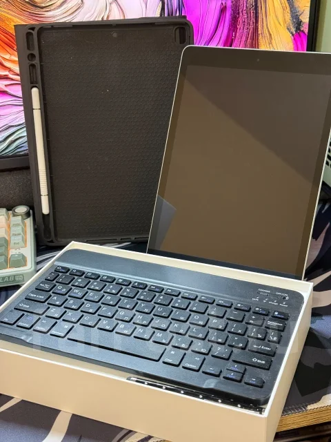 Apple iPad 9. 10.2 ������, ������ 64 �� ����