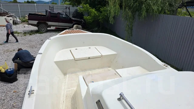 Tohatsu. ����� 6,8��., ��������� ���������, 150��.�., ������ ����
