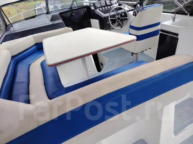 Bayliner. 1993 ���, ����� 8��., ��������� ������������, 500��.�., ������ ����