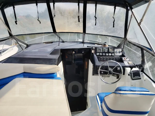 Bayliner. 1993 ���, ����� 8��., ��������� ������������, 500��.�., ������ ����
