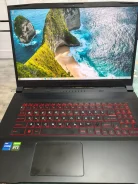 MSI. 17.3", 2,3����, ��� 16 ��, ���� 512���, WiFi: 1, Bluetooth: 1, ����������� �� 4��. ����