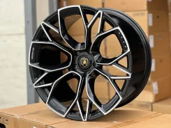 � �������! ����� ������� ����� R23 ��� Lamborghini Urus. 10.0/11.5x23", 5x130, ET25/20, �� 71,5���. ����