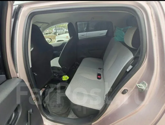 Toyota Vitz. �������, ��������, 1.0 (69��.�.), ������, 101 476����. �� ����