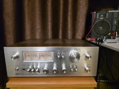 Akai ����