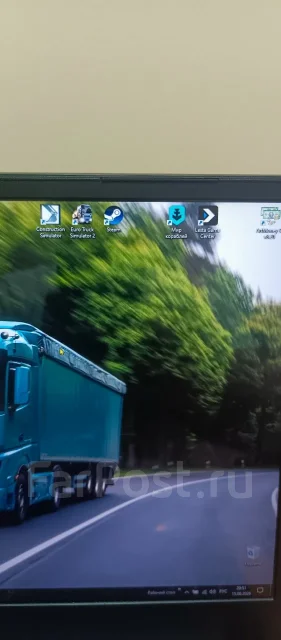 Hasee. 16", ��� 16 ��, ���� 476���, WiFi: 1, Bluetooth: 1, ����������� �� 2��. ����
