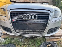 ������� AUDI S8 D3 ����