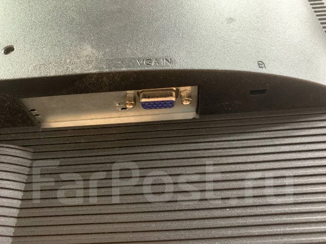 Packard Bell. 19" ����