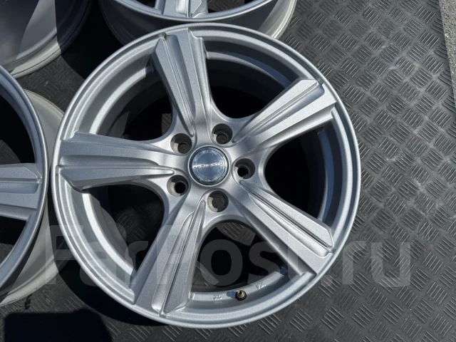 Violento. 7.0x17", 5x114.3, ET47, �� 60,1���. ����