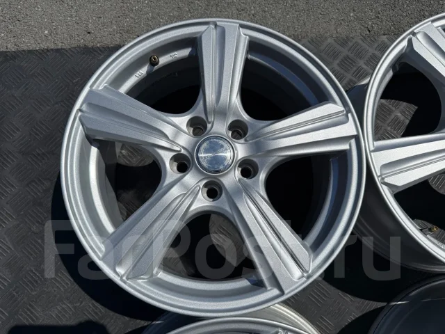 Violento. 7.0x17", 5x114.3, ET47, �� 60,1���. ����