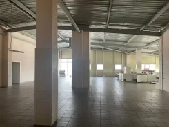 ������� � ������ ���������������� ��������� �� �����������. 700��&sup2;, ����� ����������� 143�, �-� ���������������, 2/2 ���� ����