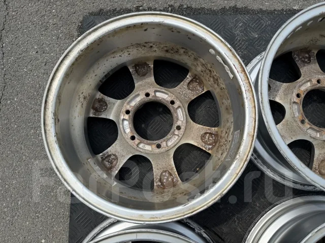 Weds Keeler. 7.0x16", 6x139.7, ET26 ����