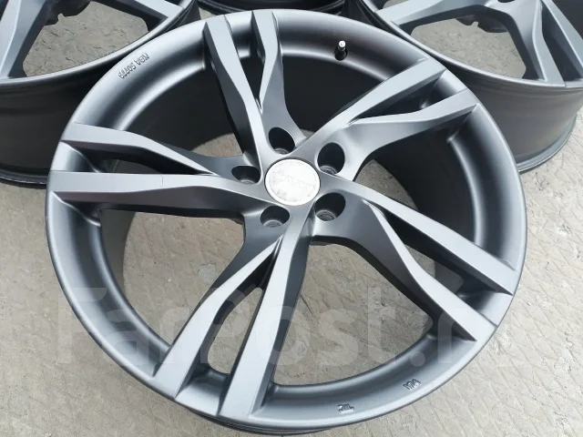 Mak Blade. 8.0x19", 5x108, ET42.5, �� 63,4���. ����