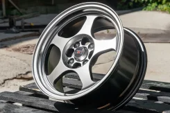 Desmond RegaMaster EVO. 7.0x15", 4x100, ET35, �� 73,1���. ����